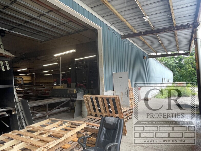 More Photos Of 19 Ryan Dr, Hopewell Junction Manufacturing For Sale