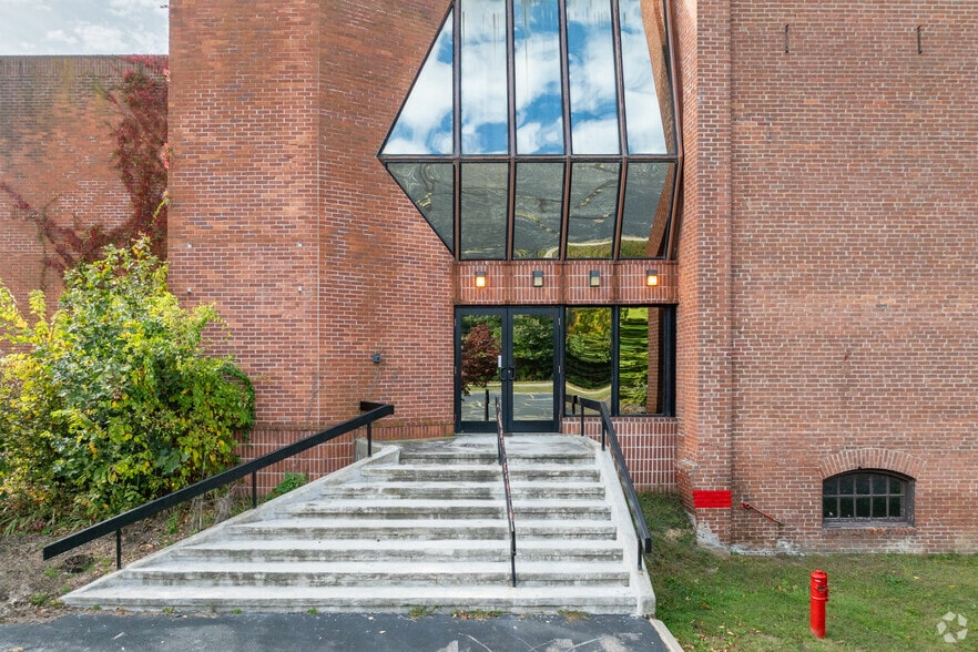 More Photos Of 620 Spring St, North Dighton Warehouse For Sale