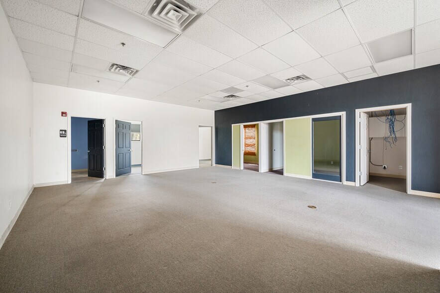 More Photos Of 371 Garden St, Prescott Storefront Retail Office For Sale