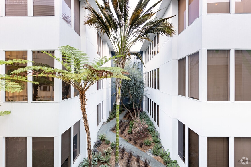 More Photos Of 11340 W Olympic Blvd, Los Angeles Office For Lease