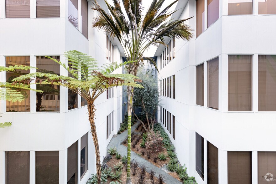 More Photos Of 11340 W Olympic Blvd, Los Angeles Office For Lease