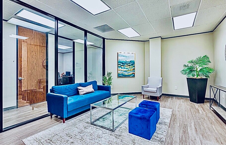 More Photos Of 616 FM 1960 Rd W, Houston Office For Sale
