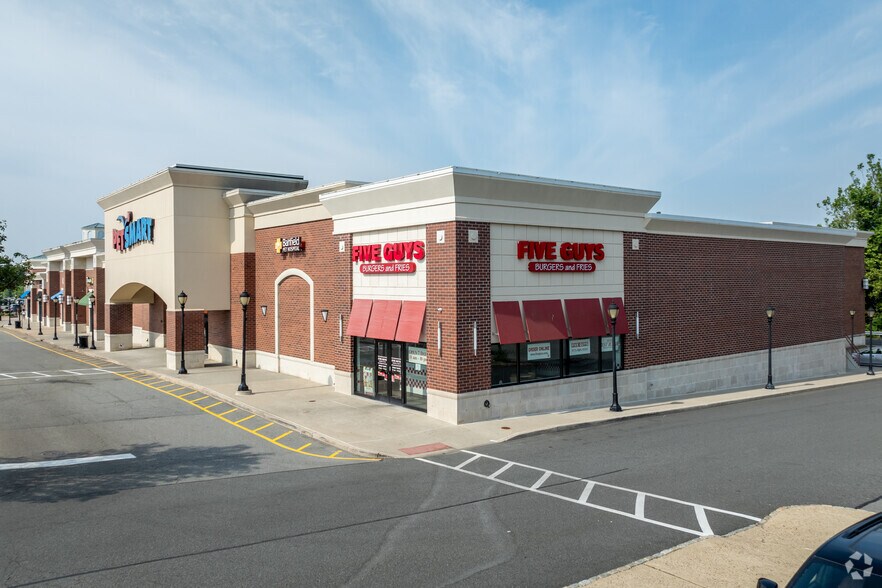 More Photos Of 367 Mount Hope Ave, Rockaway Storefront For Lease