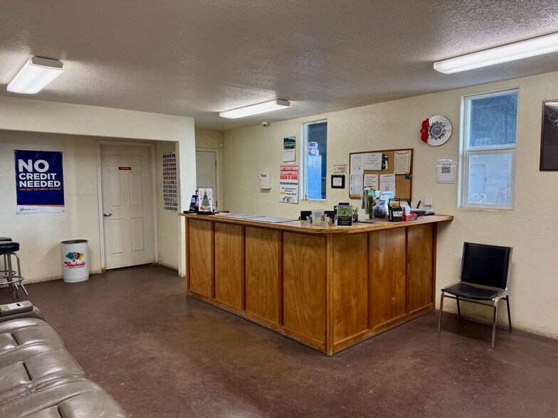 More Photos Of 1225 Adams St, Klamath Falls Warehouse For Sale