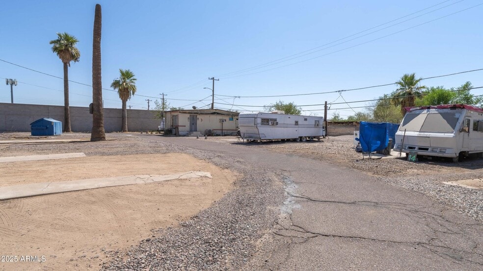 More Photos Of 2735 W Van Buren St, Phoenix Service For Sale