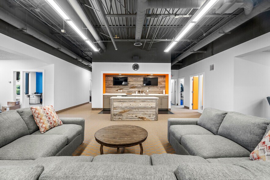 More Photos Of 1 Broadcast Way, Cadillac Medical For Sale