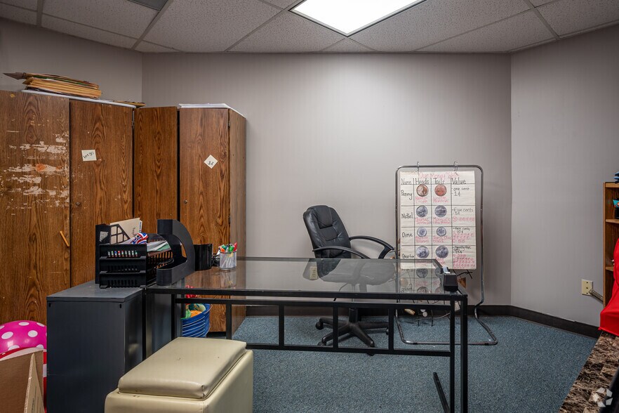 More Photos Of 2553-2555 Cordes Dr, Sugar Land Medical For Sale