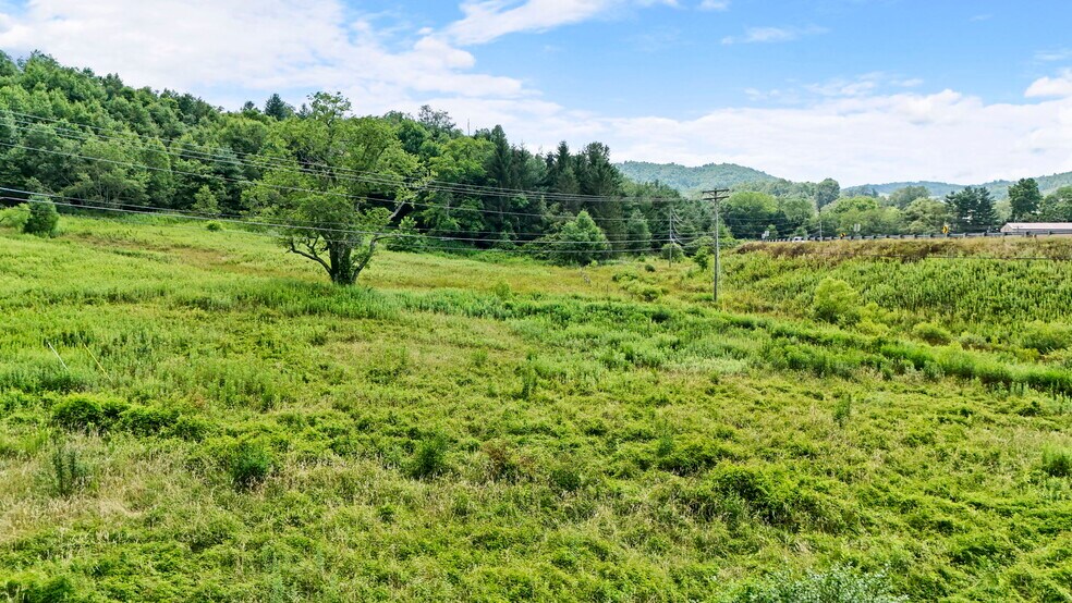 More Photos Of TBD Deep Gap Drive, Deep Gap Land For Sale