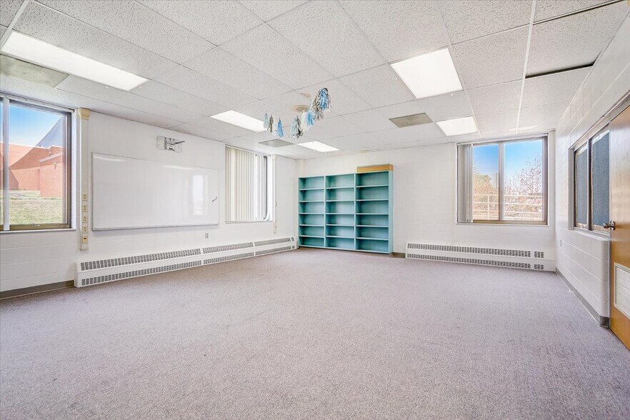 More Photos Of 305 Milwaukee St, Johnson Creek Schools For Sale