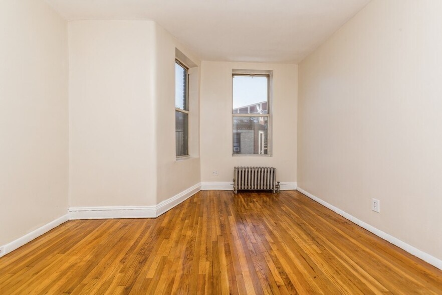 More Photos Of 4132 53rd St, Woodside Apartments For Sale