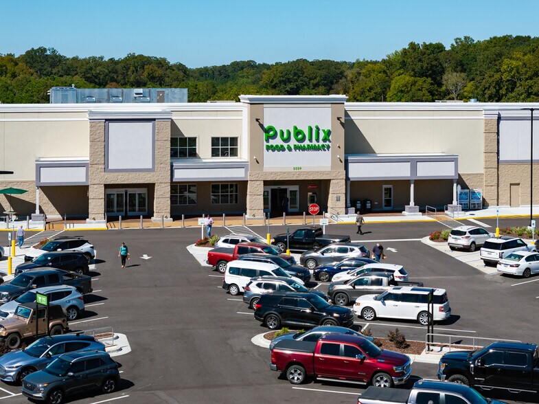 More Photos Of 5039 US Highway 231, Wetumpka Supermarket For Sale