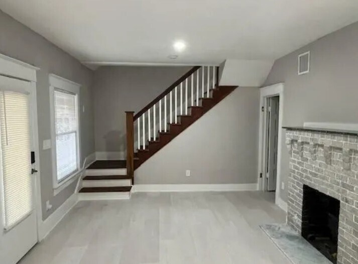 More Photos Of 361 Lang Ct N, Saint Petersburg Apartments For Sale