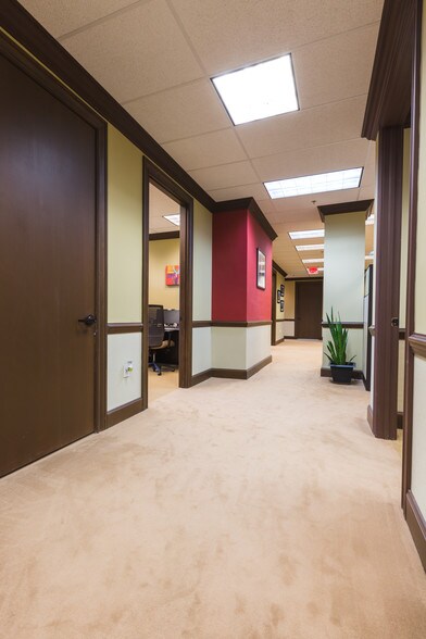 More Photos Of 5803 NW 151st St, Miami Lakes Office For Sale