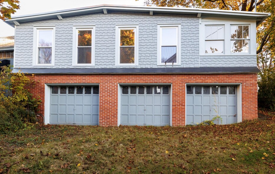 More Photos Of 163 Front St, Housatonic General Retail For Sale