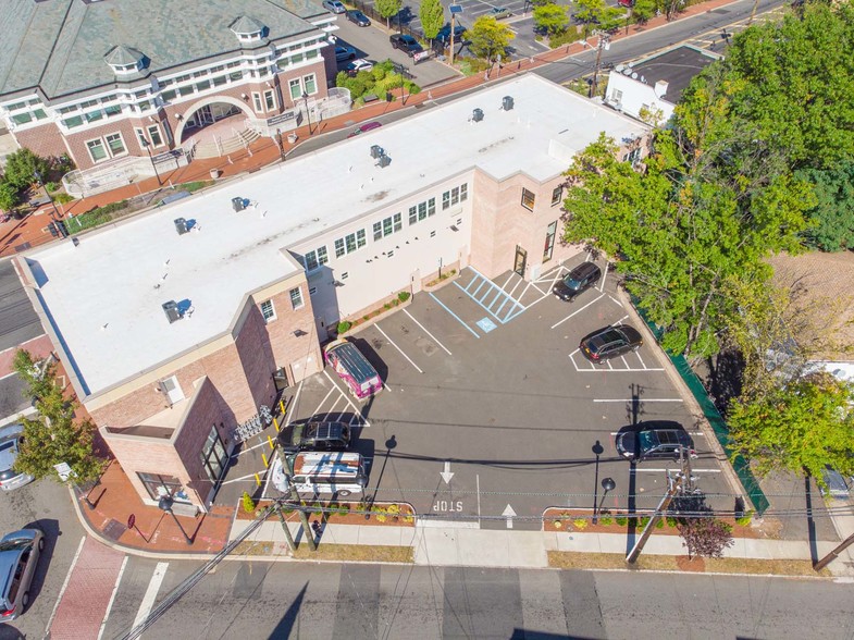 More Photos Of 1609-1611 Springfield Ave, Maplewood Apartments For Lease