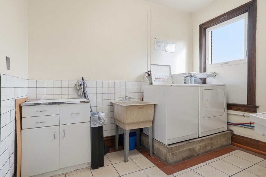 More Photos Of 10 Chesapeake St, Lyndora Apartments For Sale