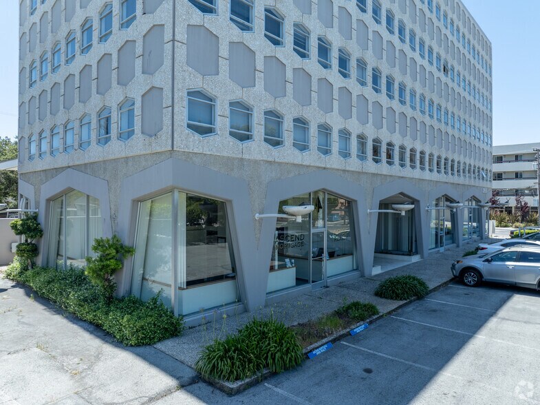 More Photos Of 2555 Flores St, San Mateo Medical For Lease
