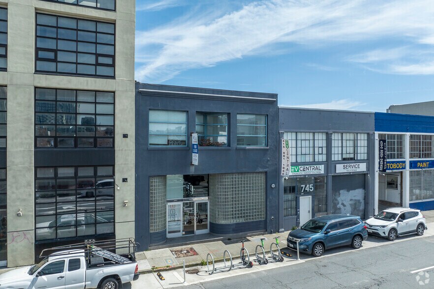 More Photos Of 739 Bryant St, San Francisco Flex For Sale
