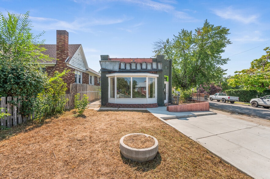 More Photos Of 1826 E 2700 S, Salt Lake City Freestanding For Lease