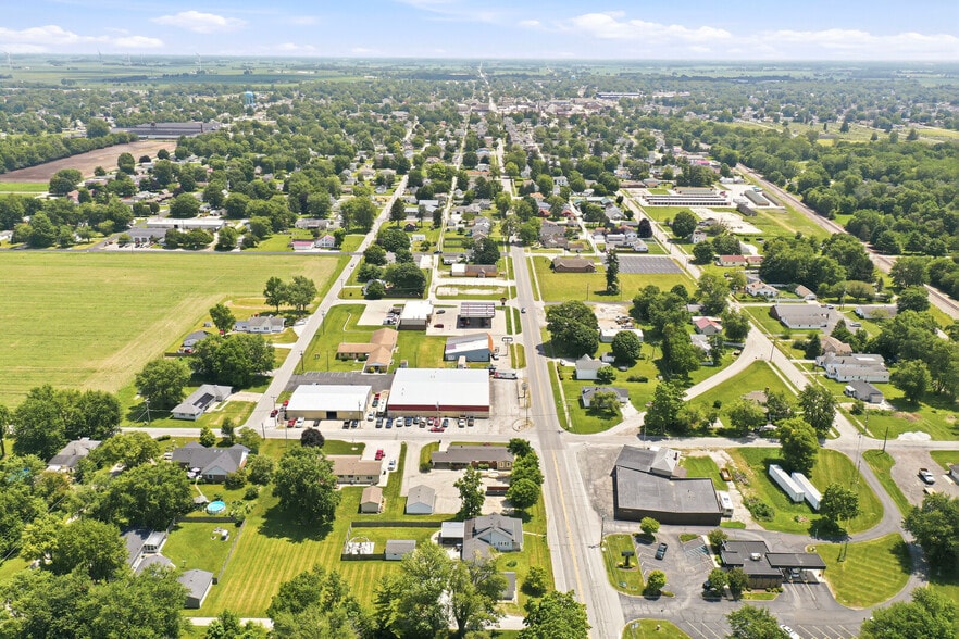 More Photos Of 7874 E State Road 28, Elwood Flex For Sale