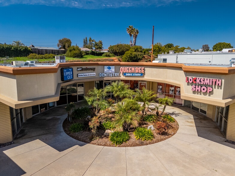 More Photos Of 4150-4220 Convoy St, San Diego Unknown For Lease