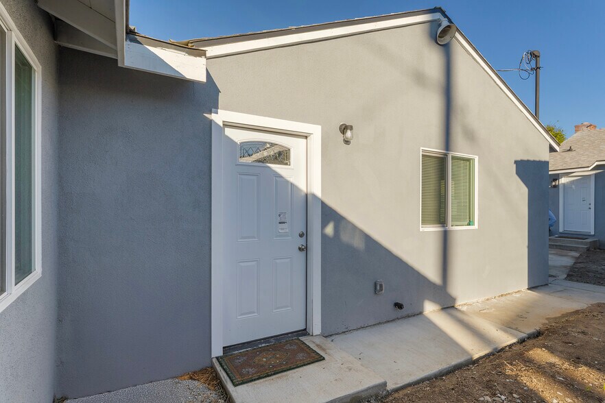 More Photos Of 805 S 10th St, Montebello Multifamily For Sale