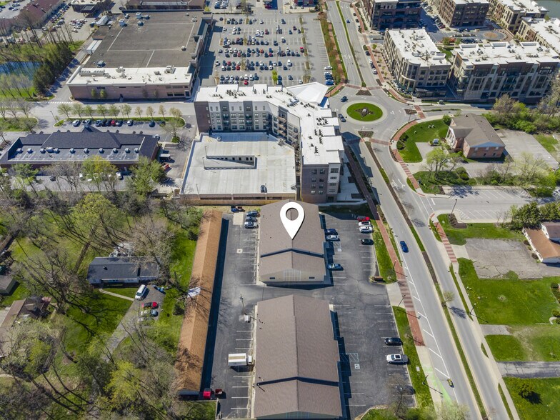 More Photos Of 1121 S Rangeline Rd, Carmel Storefront For Lease