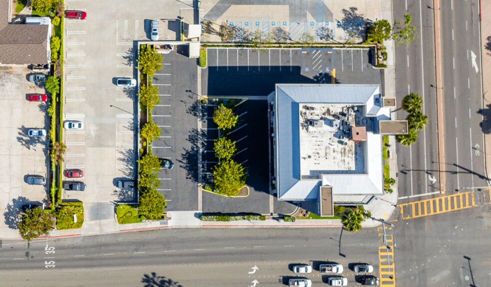 More Photos Of 296 H St, Chula Vista Medical For Lease