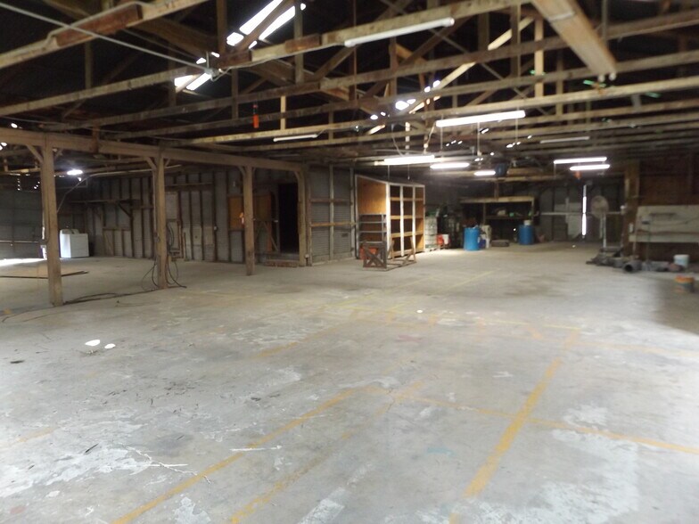 More Photos Of 11523 Jones Maltsberger Rd, San Antonio Warehouse For Lease