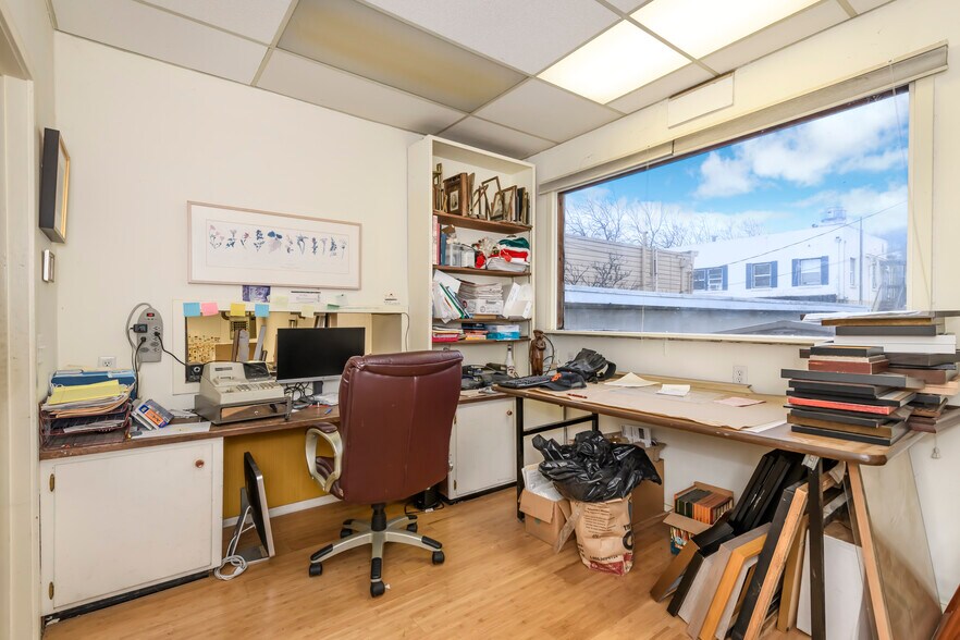 More Photos Of 1824 Sir Francis Drake Blvd, Fairfax Freestanding For Sale