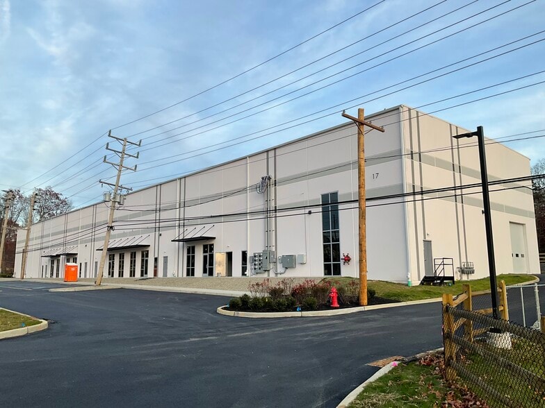 More Photos Of 17 Cpl Luigi Marciante Jr Memorial Dr, Jackson Township Industrial For Lease