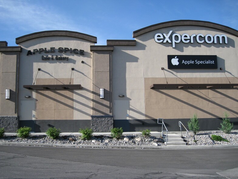 More Photos Of 1545 N Main St, Logan Restaurant For Lease