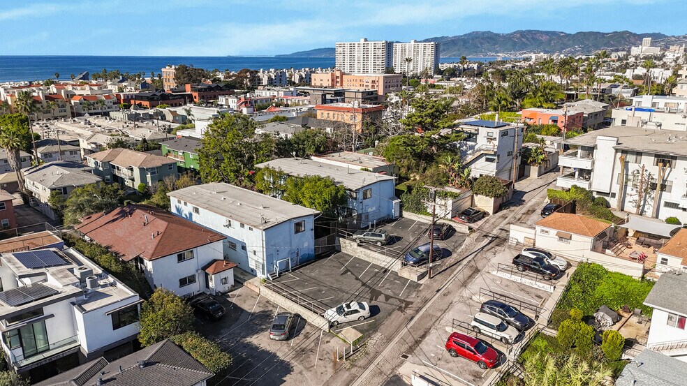 More Photos Of 240 3rd Ave, Venice Apartments For Sale