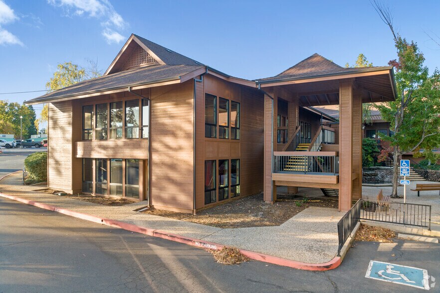 More Photos Of 5910 Clark Rd, Paradise Medical For Lease