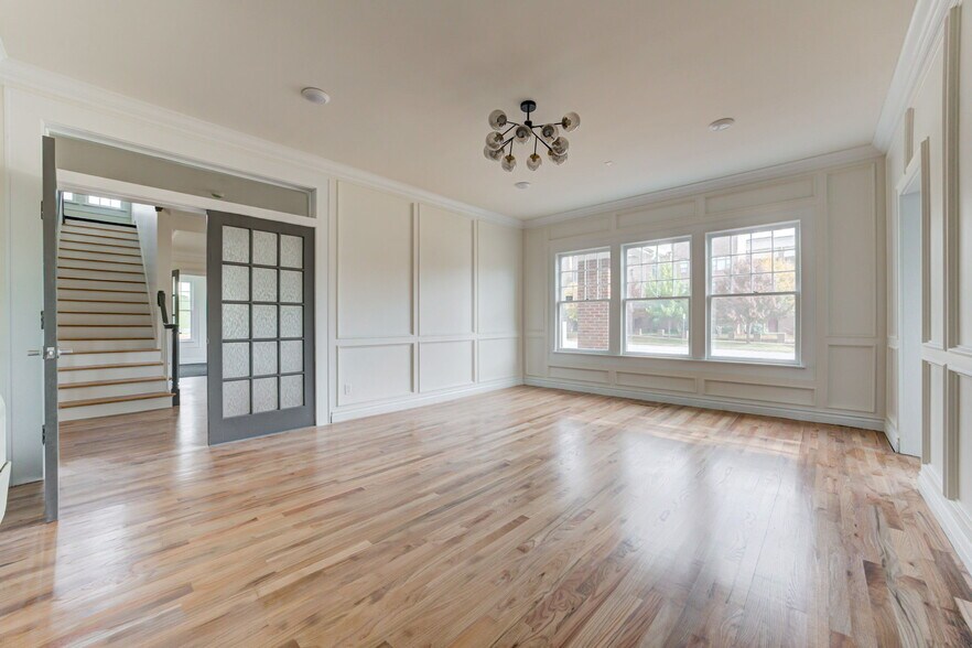 More Photos Of 1319 N Classen Dr, Oklahoma City Office For Lease