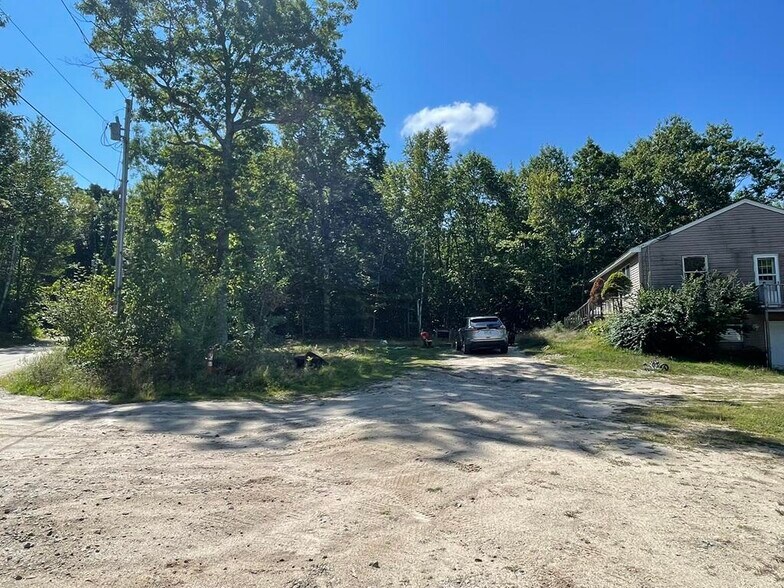 More Photos Of 130 Targett Rd, New Gloucester Apartments For Sale