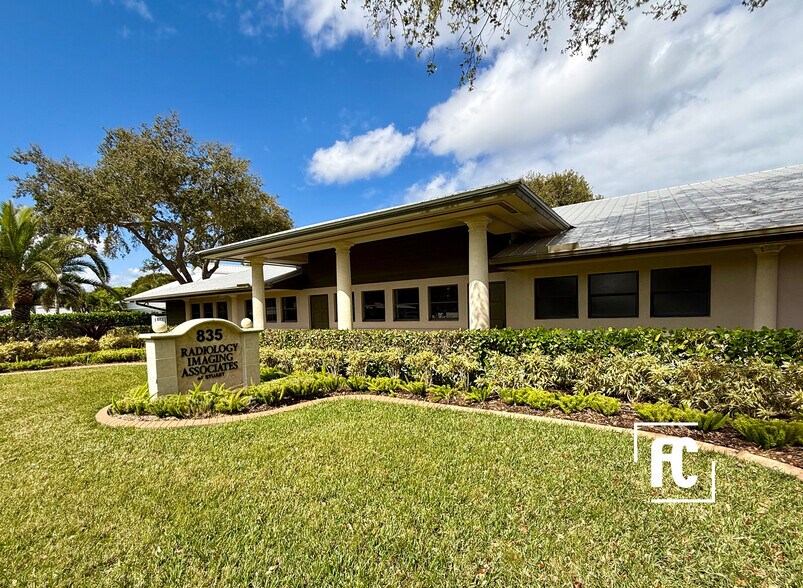 Primary Photo Of 835 SE Osceola St, Stuart Office Residential For Sale