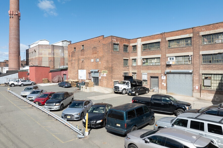 More Photos Of 35-95 8th St, Passaic Warehouse For Lease