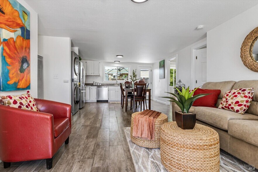 More Photos Of 2113 Dennis Ln, Santa Rosa Multifamily For Sale