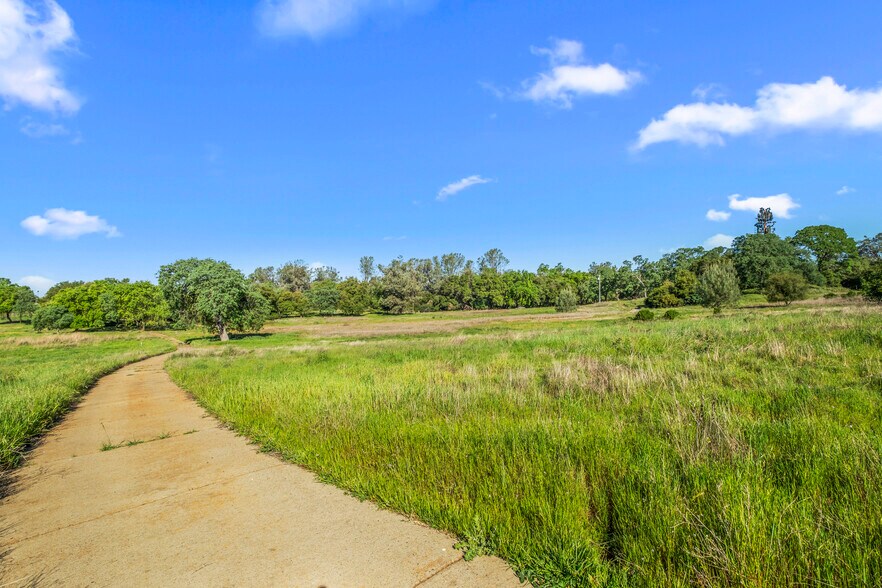 More Photos Of 3000 Alexandrite Dr, Rescue Land For Sale