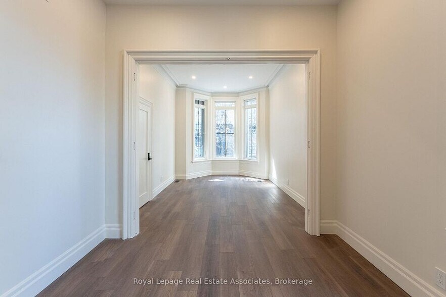 More Photos Of 54-56 Stewart St, Toronto Apartments For Sale