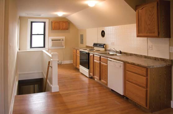 More Photos Of 1049 First Capitol Dr, Saint Charles Freestanding For Lease