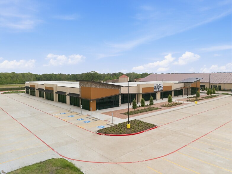 More Photos Of 7710 FM 521, Rosharon Storefront For Lease