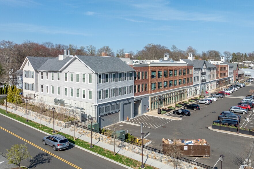 More Photos Of 102 Heights Rd, Darien Apartments For Lease