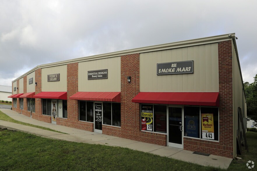 More Photos Of 102 S 1st Ave, Knightdale Freestanding For Lease