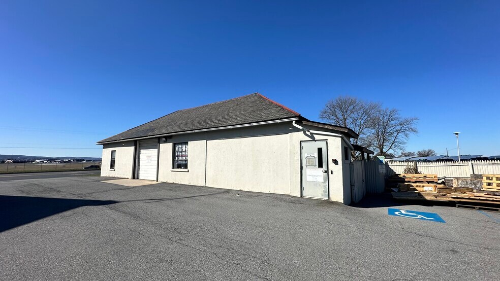 More Photos Of 1810 E Race St, Allentown Warehouse For Sale