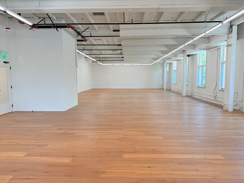 More Photos Of 2500 W 7th St, Los Angeles Office For Sale