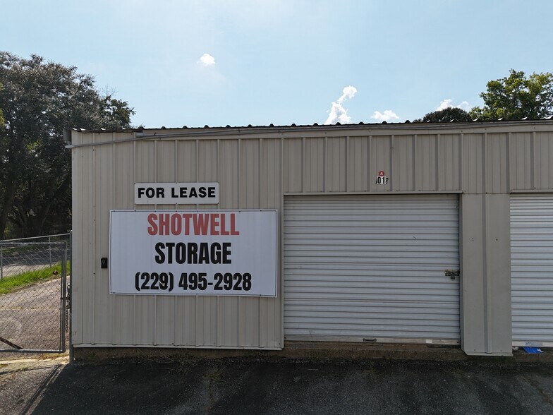 More Photos Of 404 S Boulevard Dr, Bainbridge Industrial For Sale