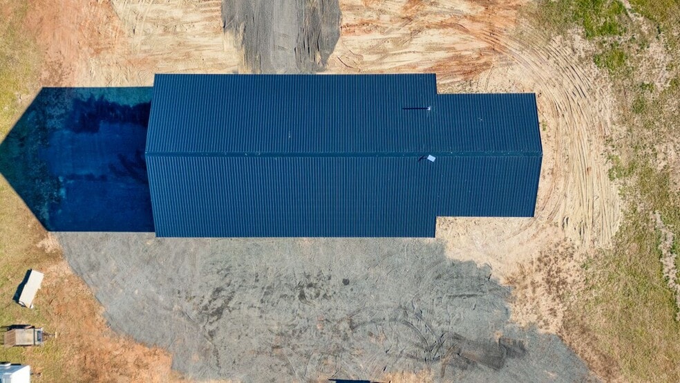 More Photos Of 126 Iron Dr, Chisholm Industrial For Sale