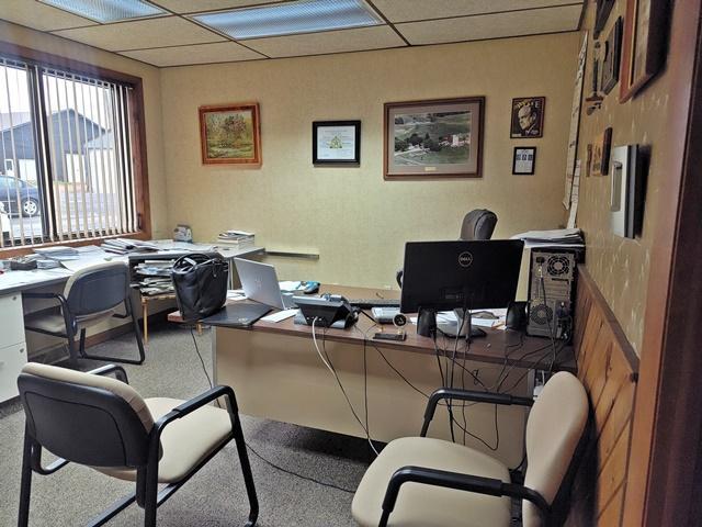 More Photos Of 214 W 2nd St, Marshfield Office For Lease